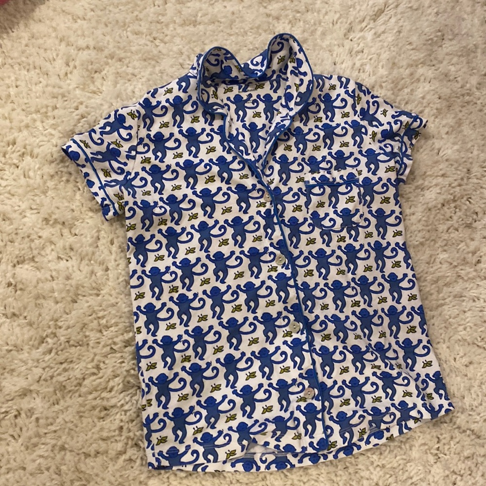 Roller rabbit pajama shirt - can fit a small (runs big)